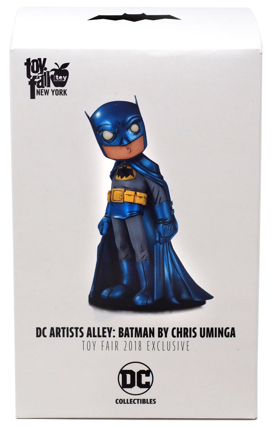 chris uminga batman statue