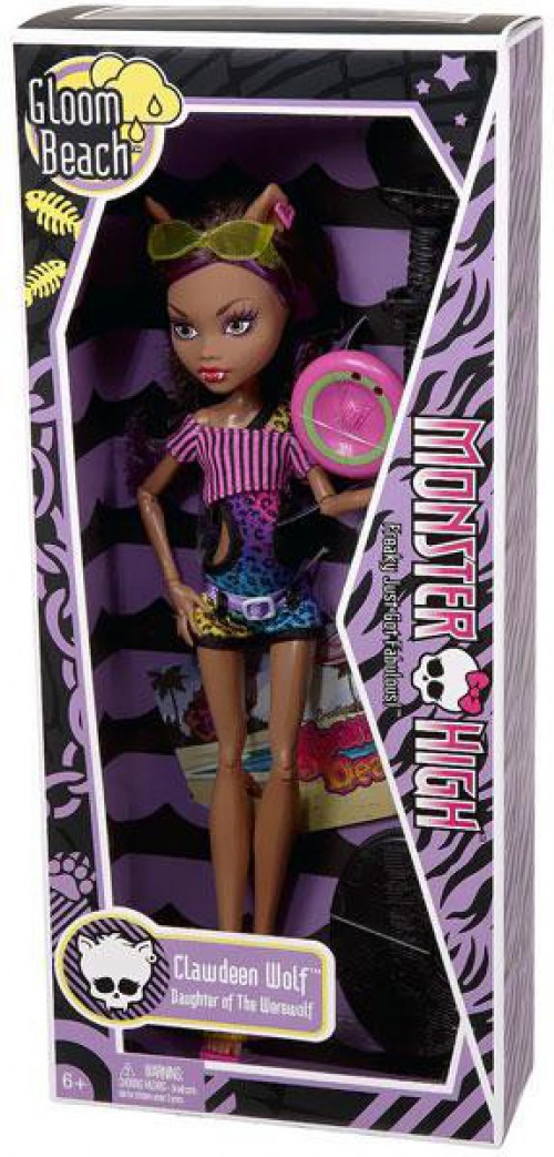 clawdeen wolf beach