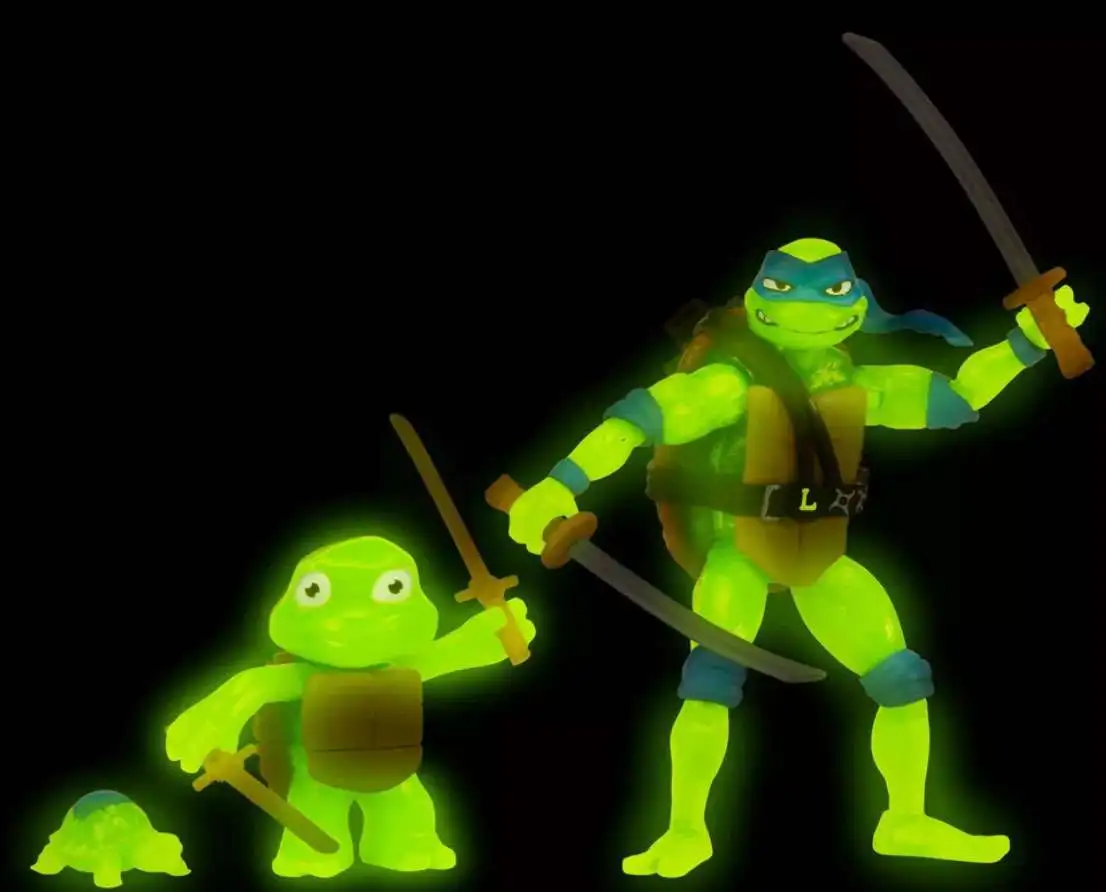 Teenage Mutant Ninja Turtles Mutant Mayhem The Making of a Ninja Raphael  Exclusive 4.5 Action Figure Set 3 Glow In The Dark Figures Playmates -  ToyWiz