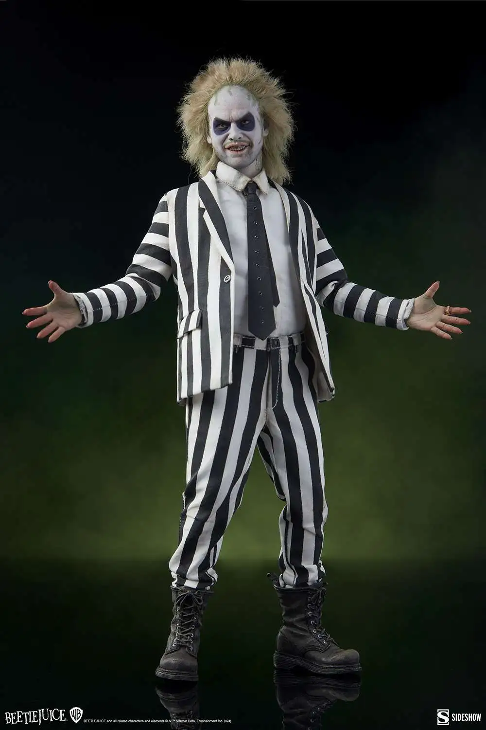 Beetlejuice 1/6th Scale Figure (Pre-Order ships January)