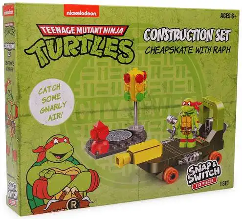 Teenage Mutant Ninja Turtles Snap & Switch Cheapskate with Raph Construction Set