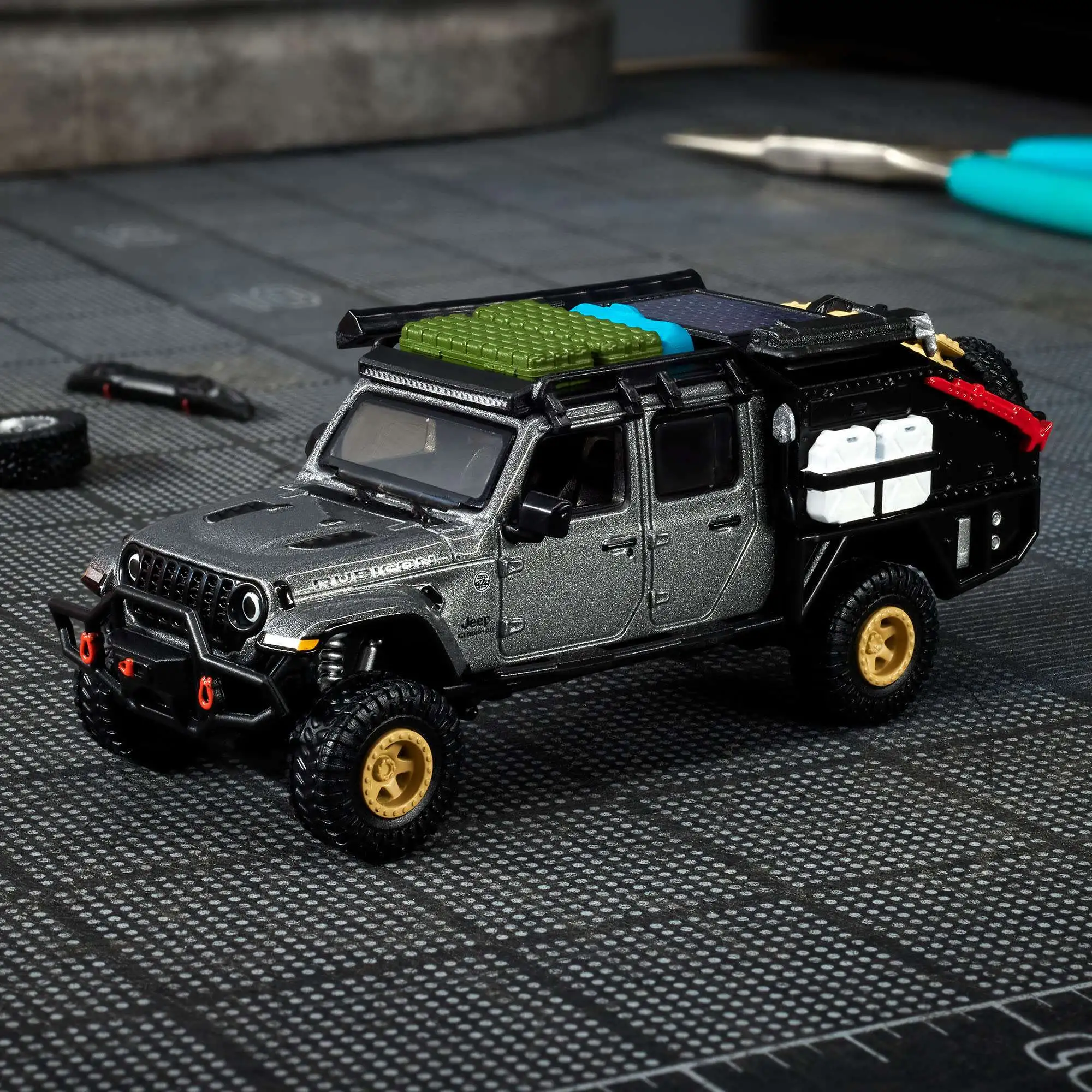 Hot Wheels Elite 64 Mod Shop '24 Jeep Gladiator Die Cast Car