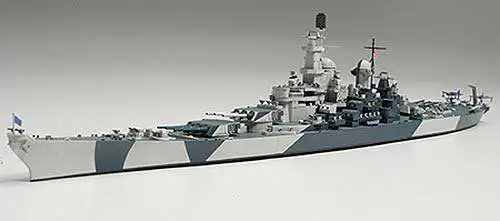 Tamiya USA Water Line Series U.S. Battleship BB-61 Iowa Model Kit
