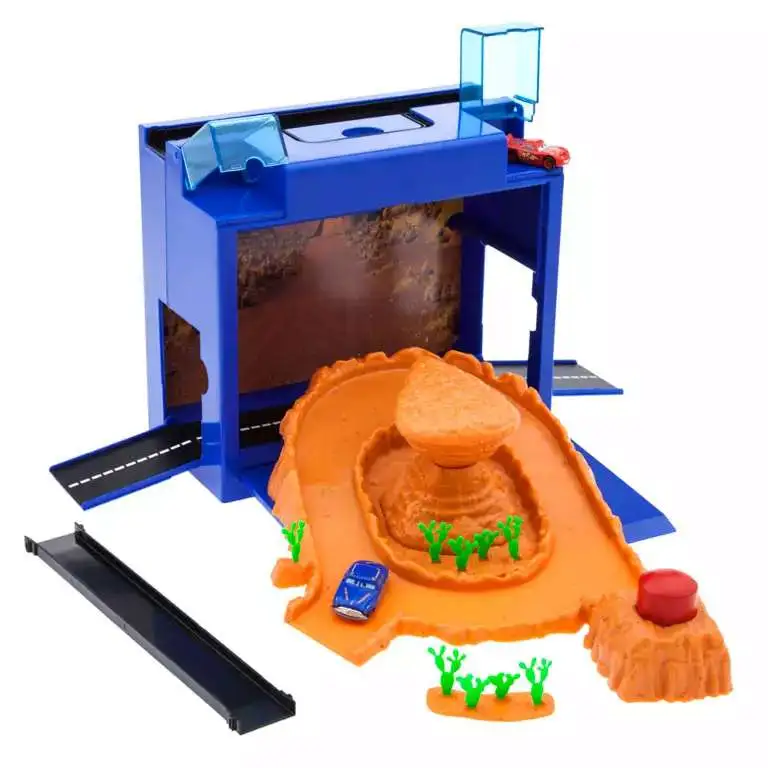 Disney / Pixar Cars On The Go Willy's Butte Exclusive Playset [Lightning McQueen & Doc Hudson]
