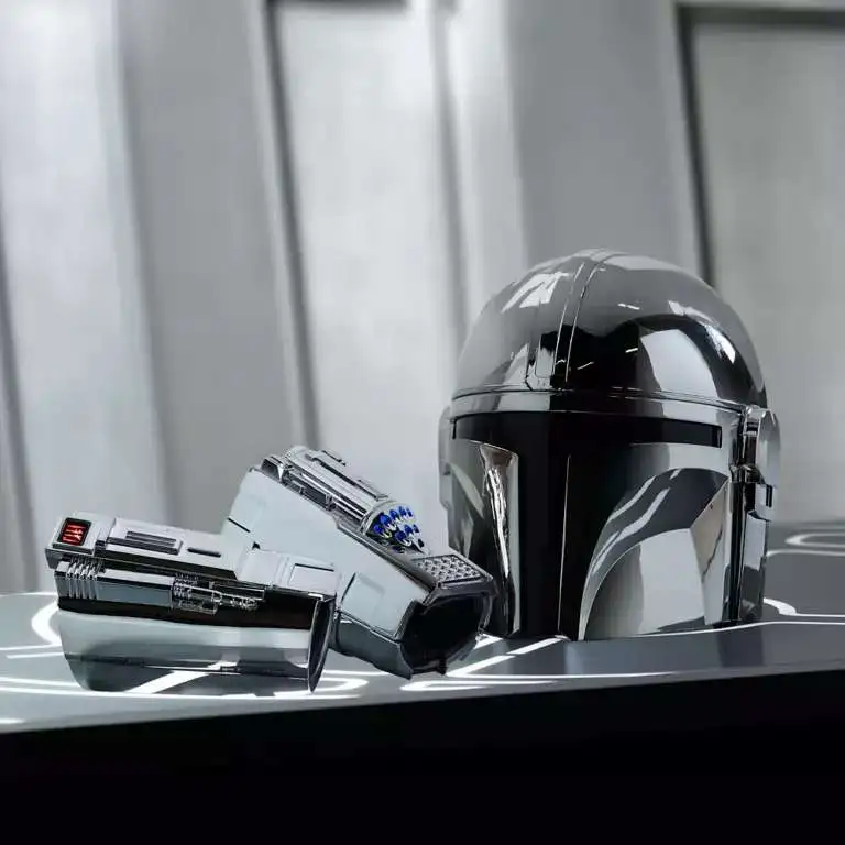 ハズプロ　STAR WARS THE MANDALORIAN ヘルメット Star Wars The Mandalorian The Mandalorian Exclusive Voice Changing