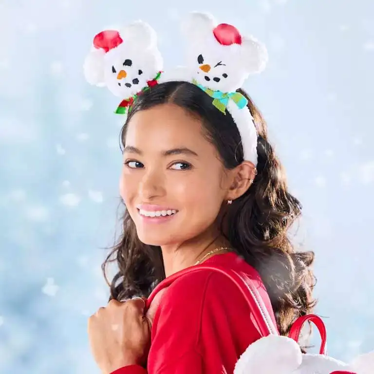 Disney 2024 Holiday Mickey Mouse Snowman Exclusive Ear  display picture 1