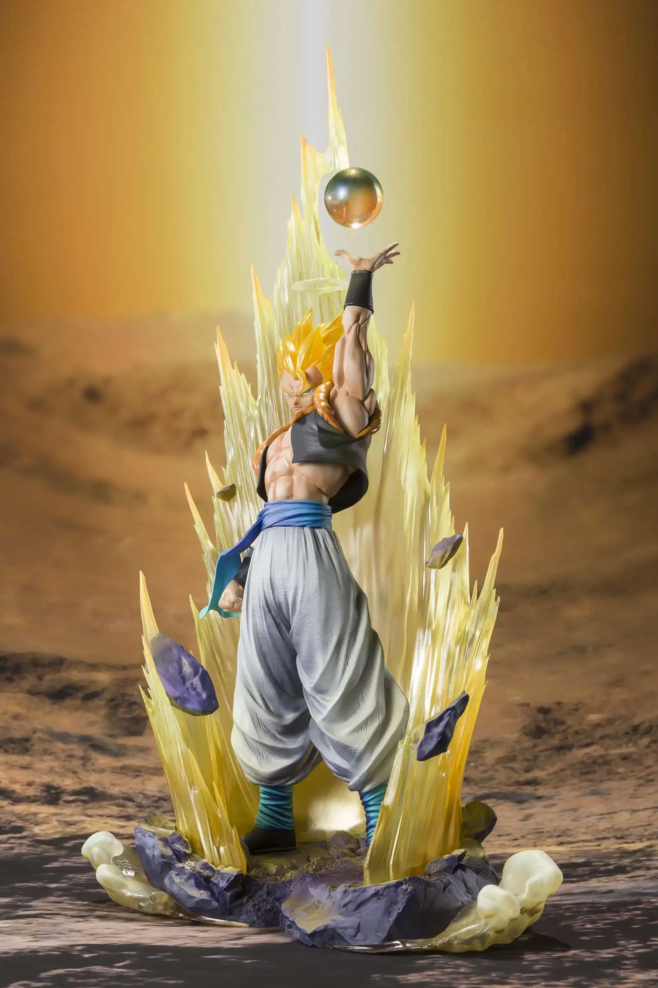 GOGETAⅡフィギュア Amazon.com: Banpresto Dragonball Super Movie Super Saiyan