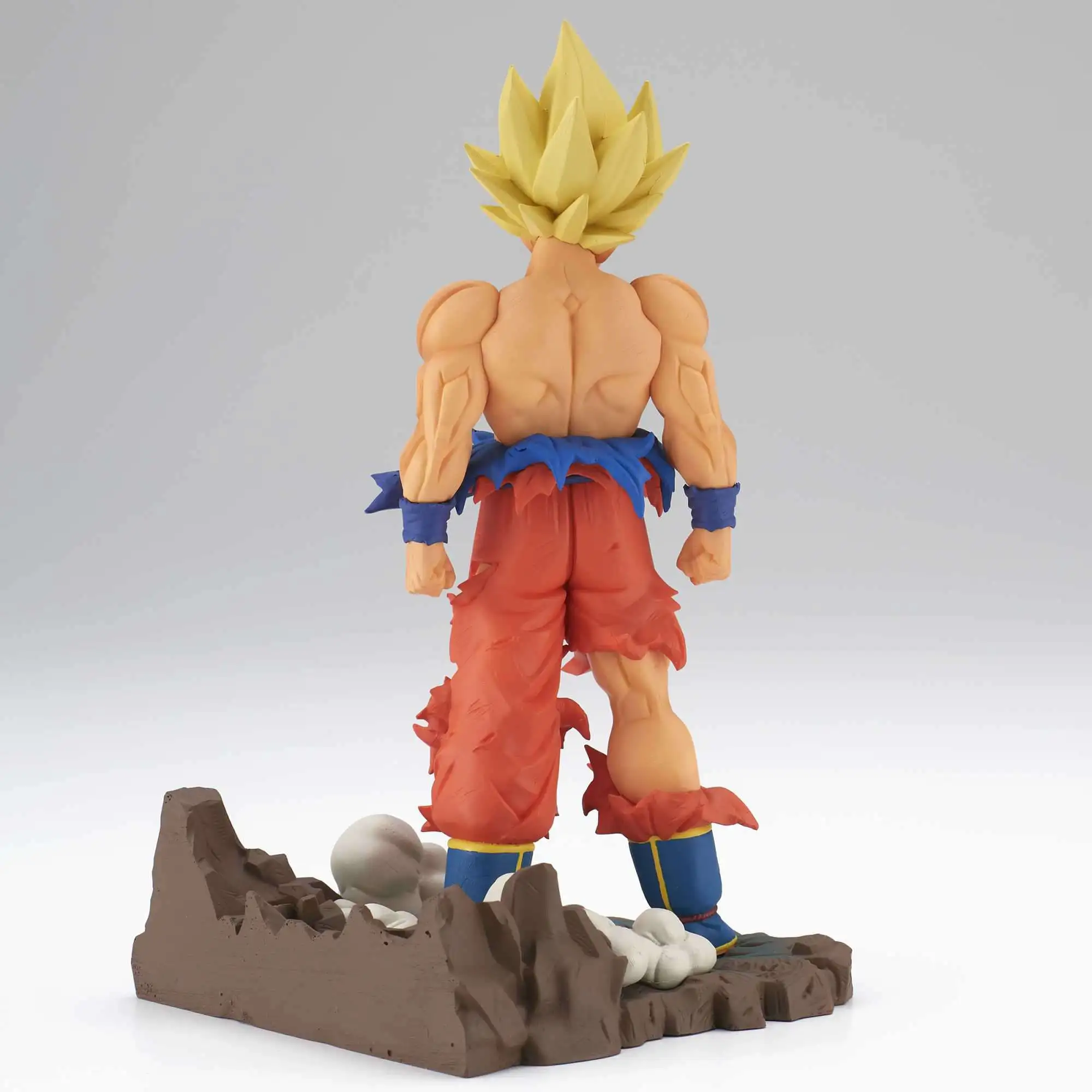 Kit Dragon Ball Z: Action Figure Goku + Mangás - Vol. 40, 41 e 42