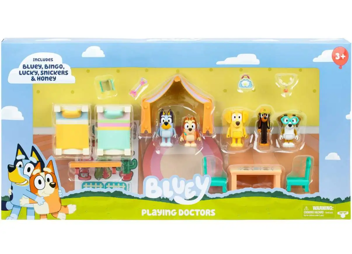 Bluey Playing Doctors Exclusive Playset [Bluey, Bingo, Lucky, Snickers & Honey Figures]
