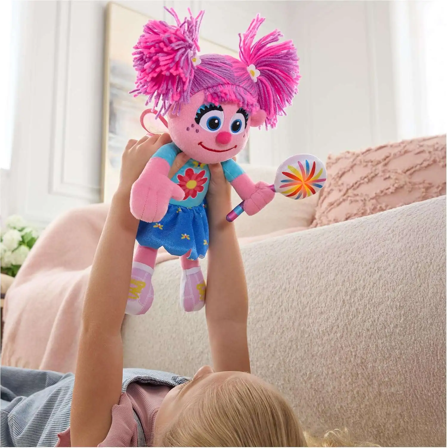 Sesame Street Abby Cadabby 13 Plush Light-Up Wand Gund - ToyWiz