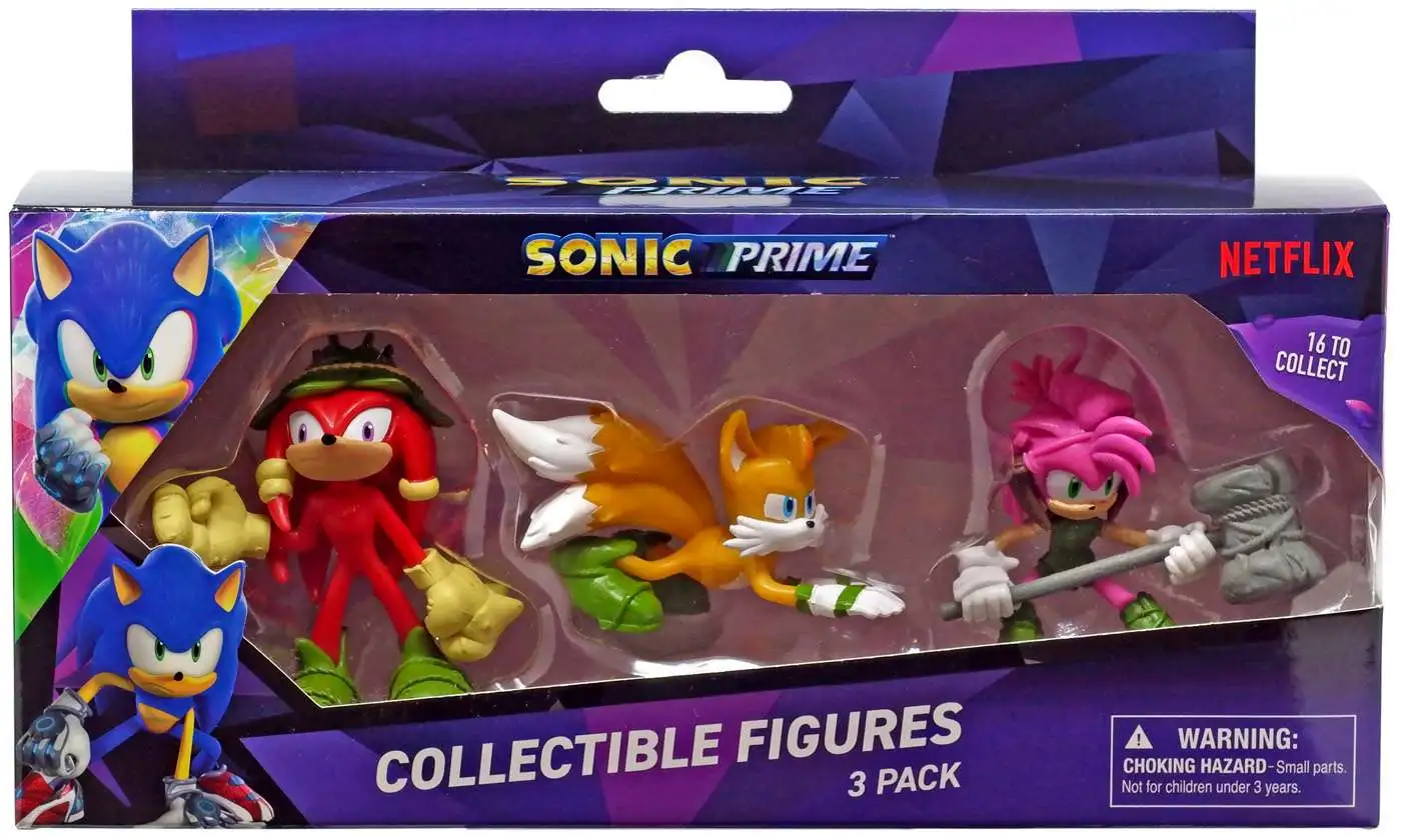 2.5 Figure Multipack with Sonic, Tails Nine & The Prism Shard with display  base!