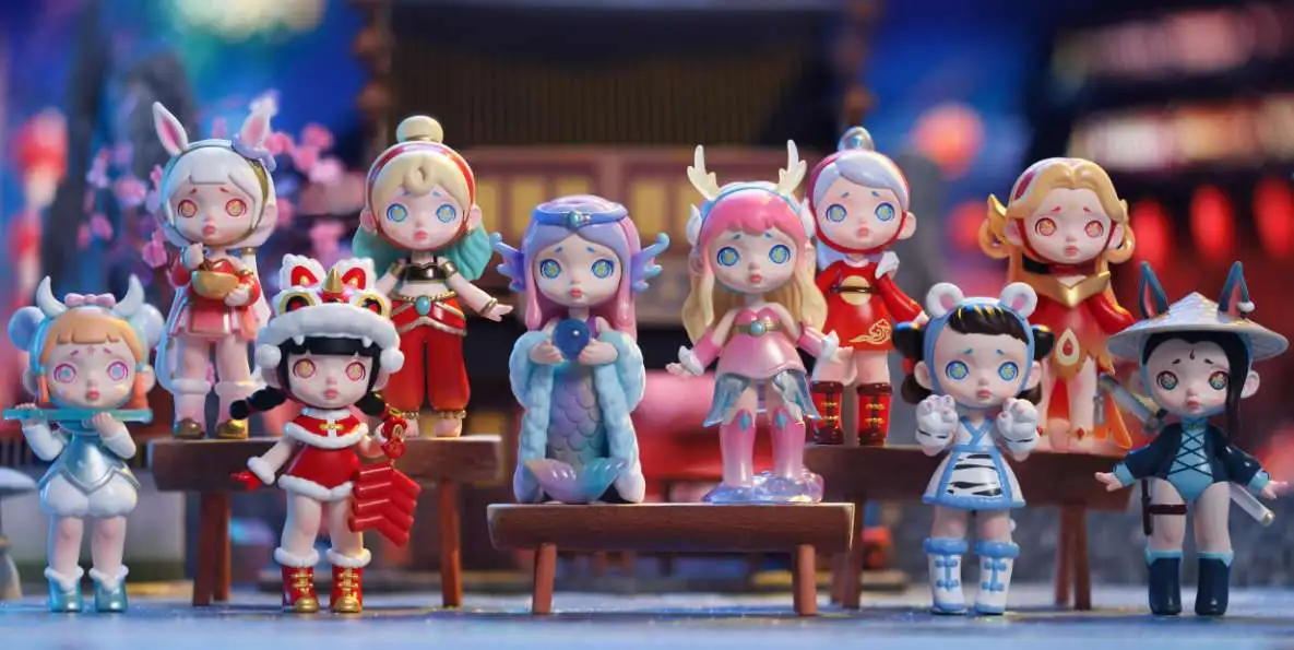 Toy City Laura Mystery Box [12 Packs] (Pre-Order ships January)