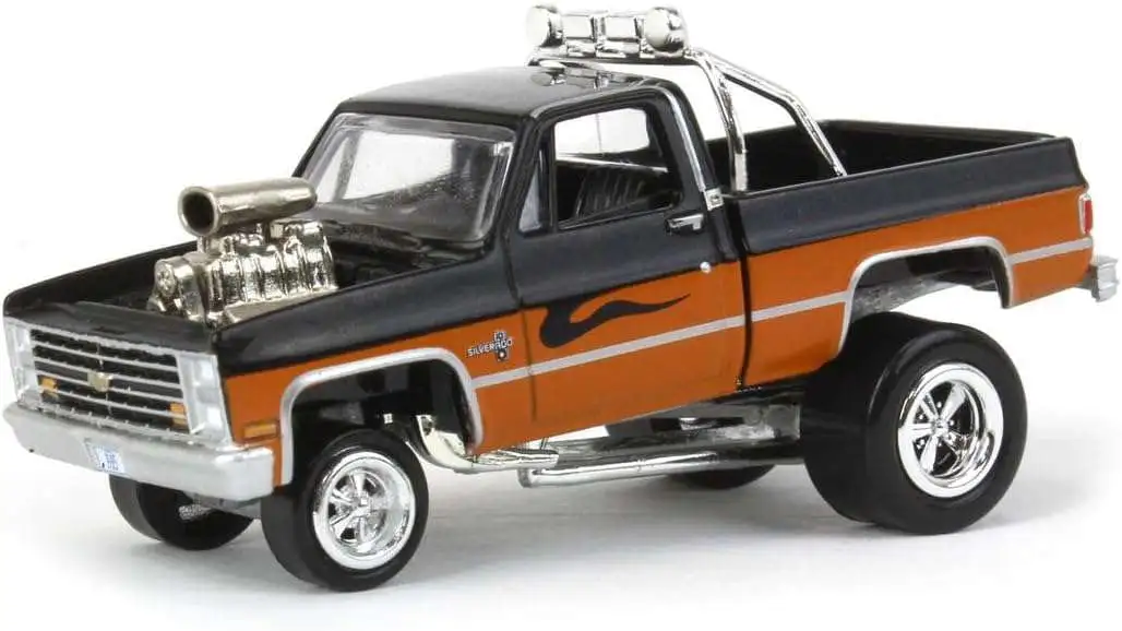 Johnny Lightning Street Freaks Zingers – 1972 Ford Maverick 1:64 Diecast