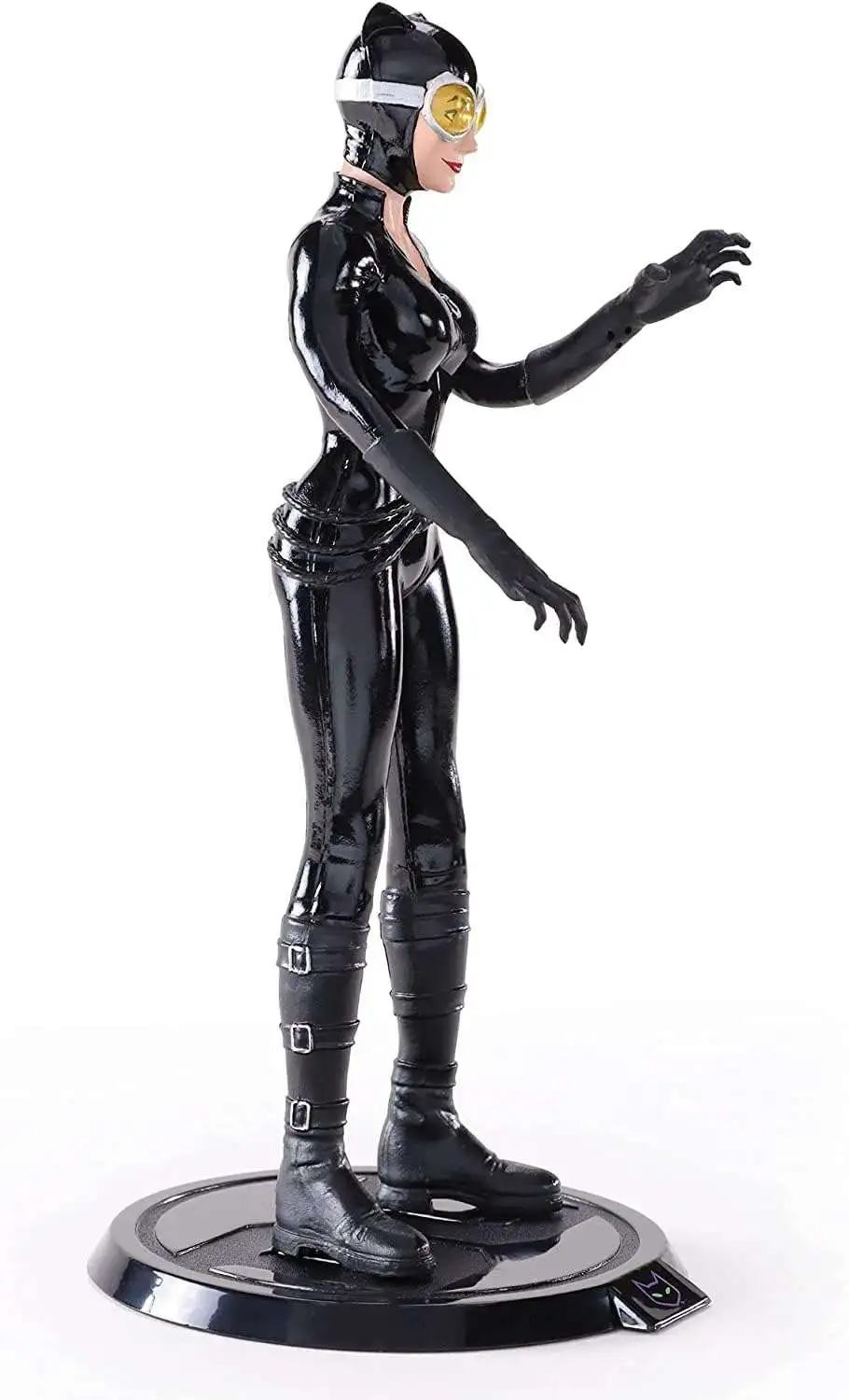 Figurine Flexible Catwoman – The Noble Collection – DC Comics – 19 Cm – Articulée Avec Support – Peinte à La Main – Collection, Jeu Et Exposition