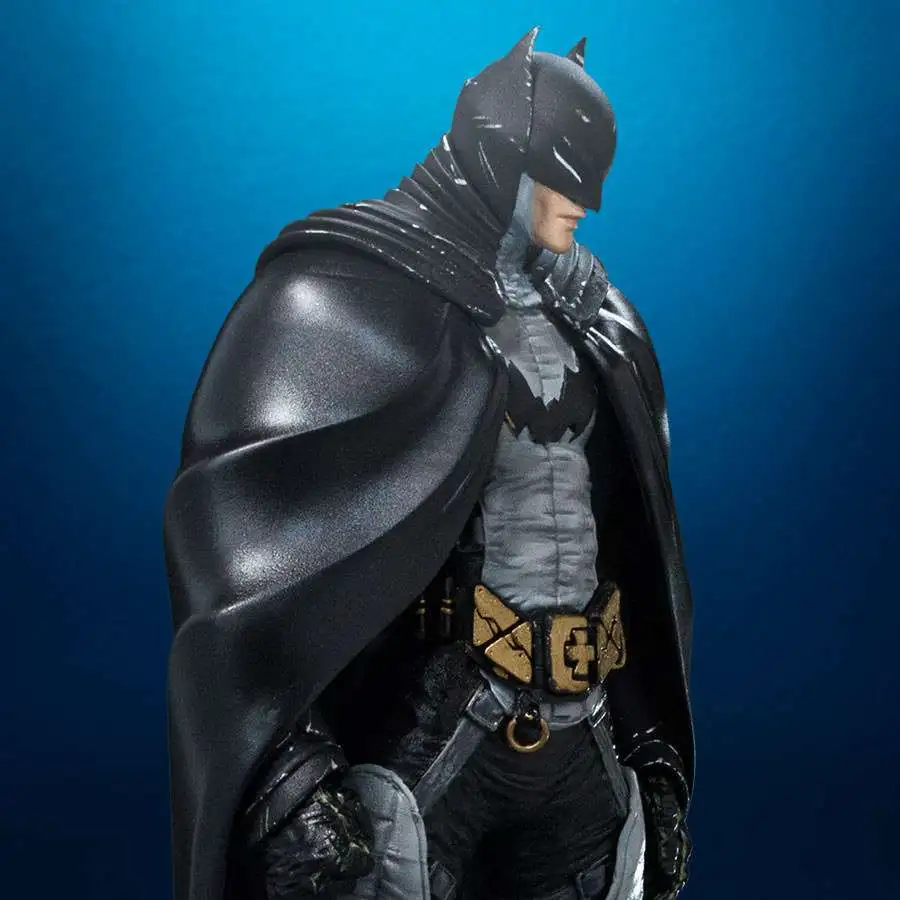 DC Batman 110 Art Scale Statue Rafael Grampa Iron Studios - ToyWiz