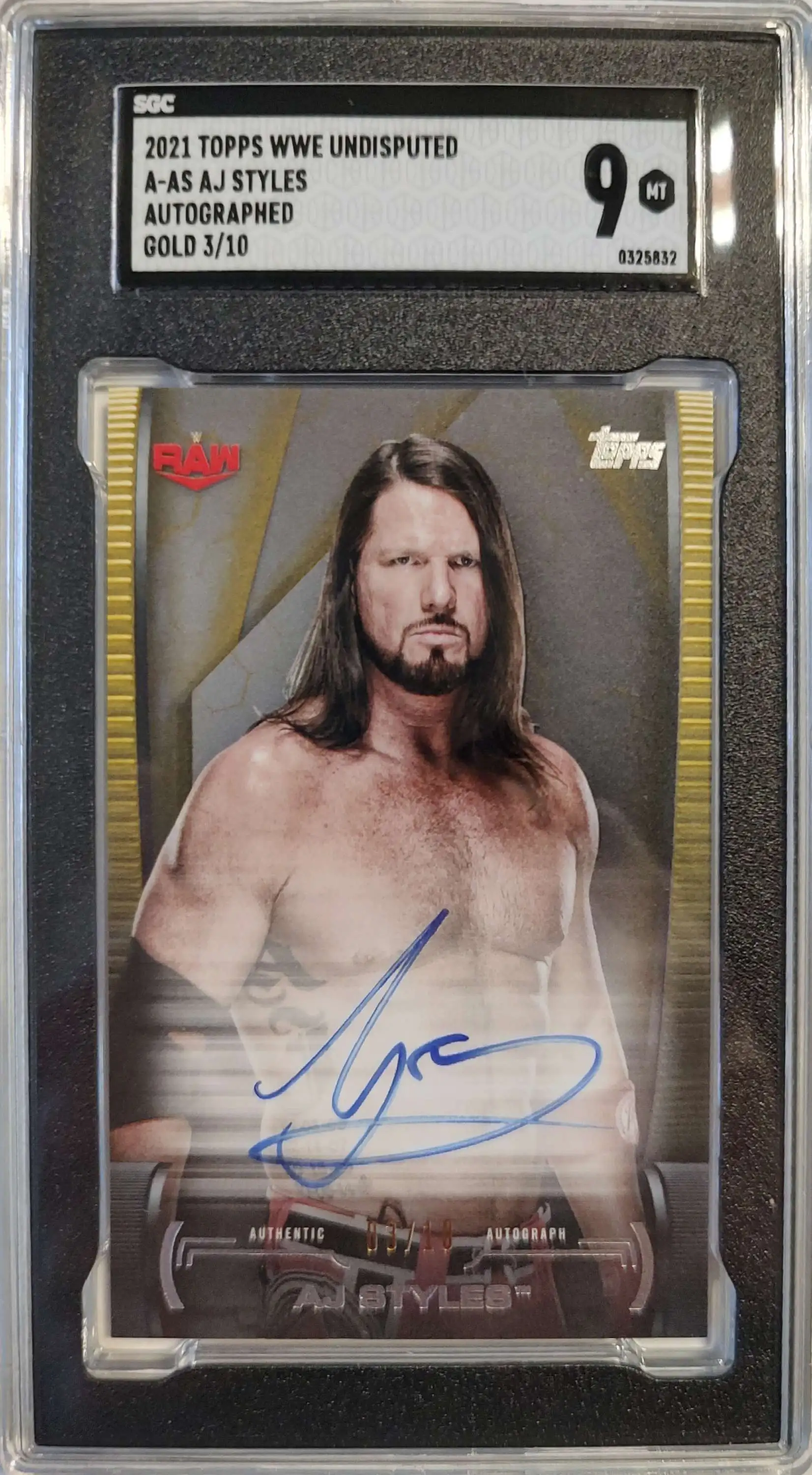 WWE 2021 Undisputed Gold 3/10 AJ Styles A-AS [Autographed] [SGC 9]