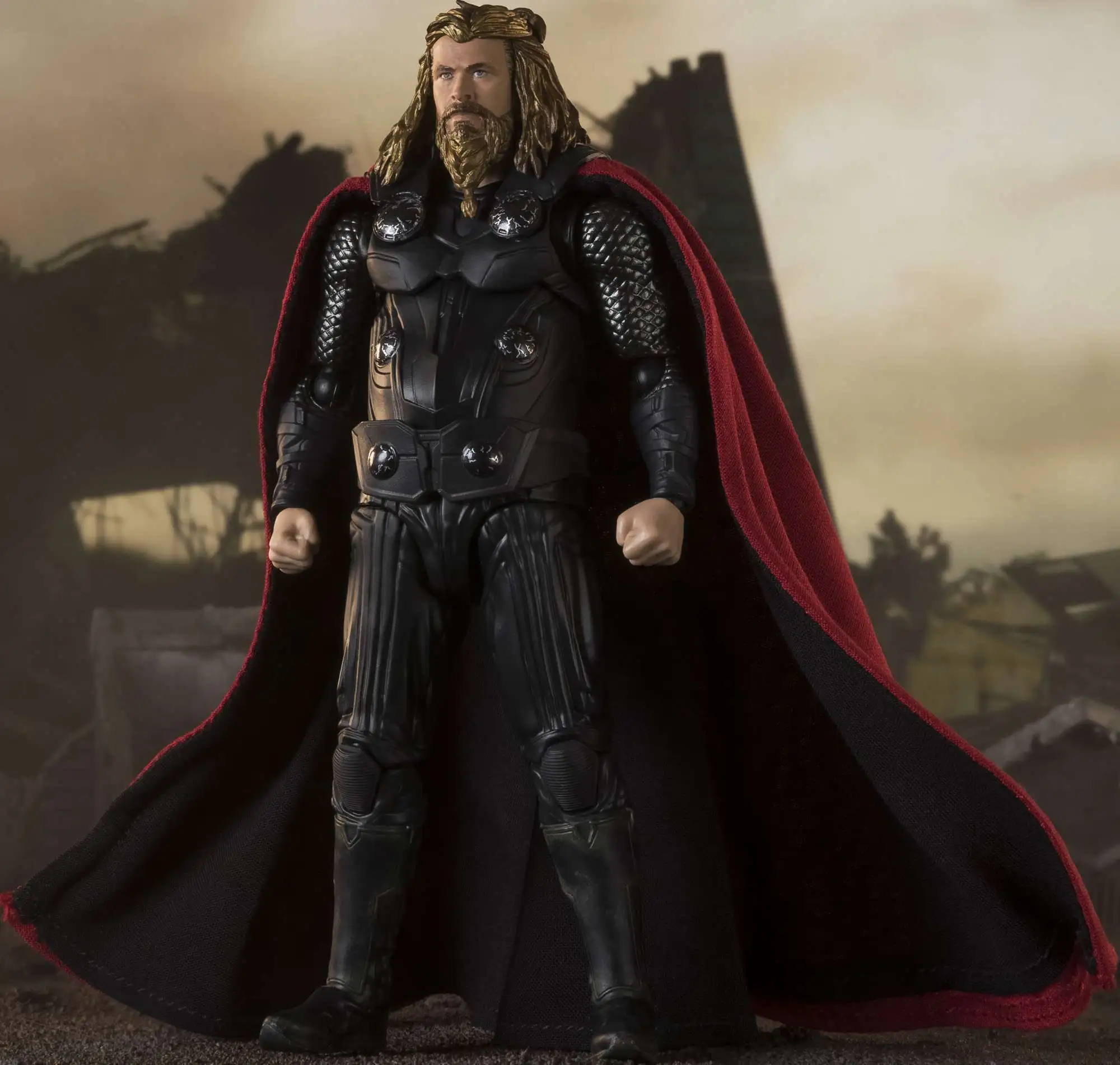 BANDAI - アベンジャーズ フィギュアーツ thorのみ Amazon.com: TAMASHII NATIONS - Avengers - Thor Edition