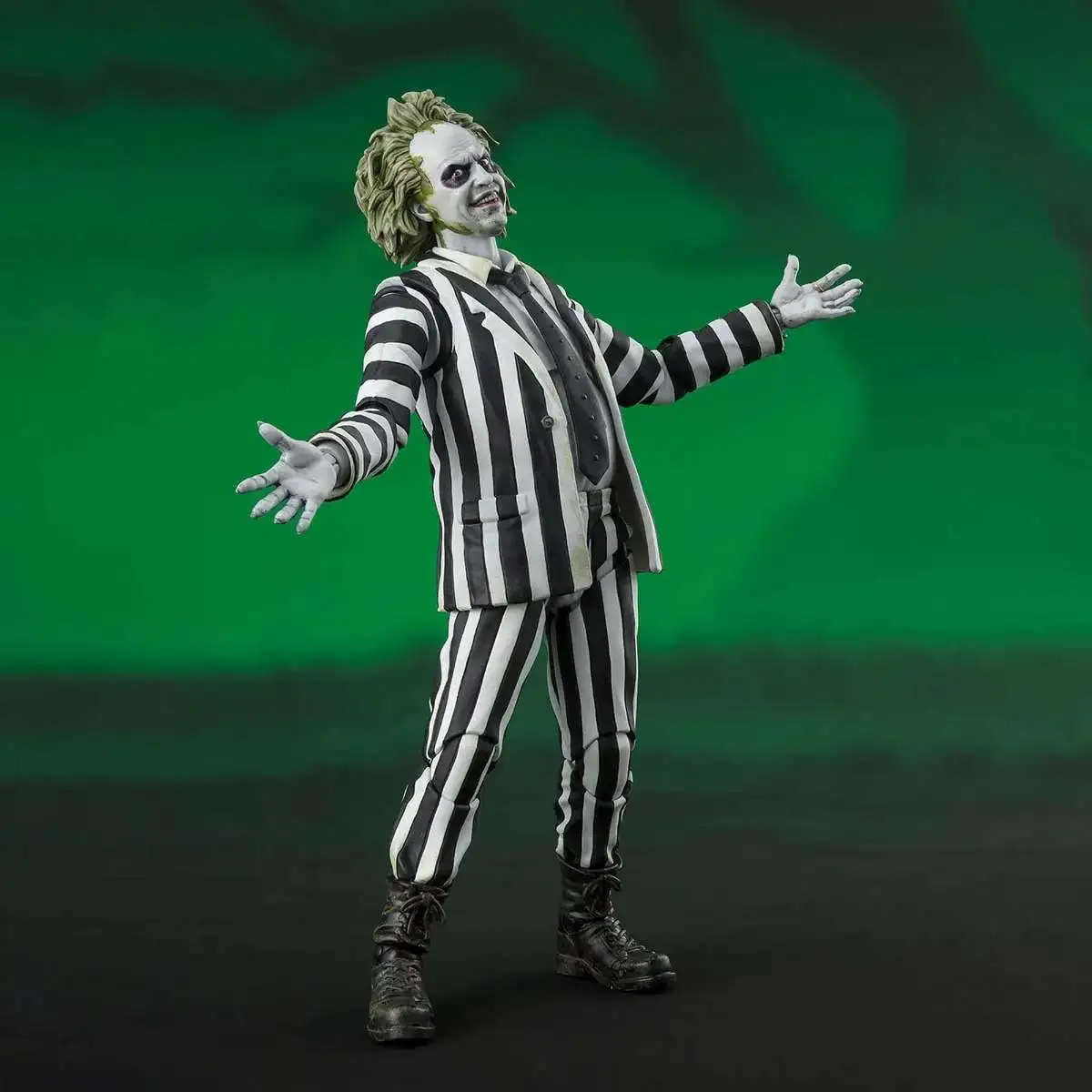 Tamashii Nations Beetlejuice Beetlejuice S.H.Figuarts Beetlejuice 5.9-Inch Collectible Figure