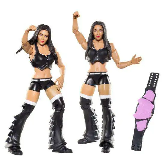 WWE MATTEL BATTLE PACK 15 NIKKI-N-BRIE THE BELLA TWINS COMPLETE WITH TITLE 
