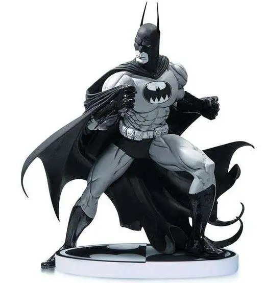 Black & White Batman 6.5-Inch Statue [Tim Sale 2nd Edition]
