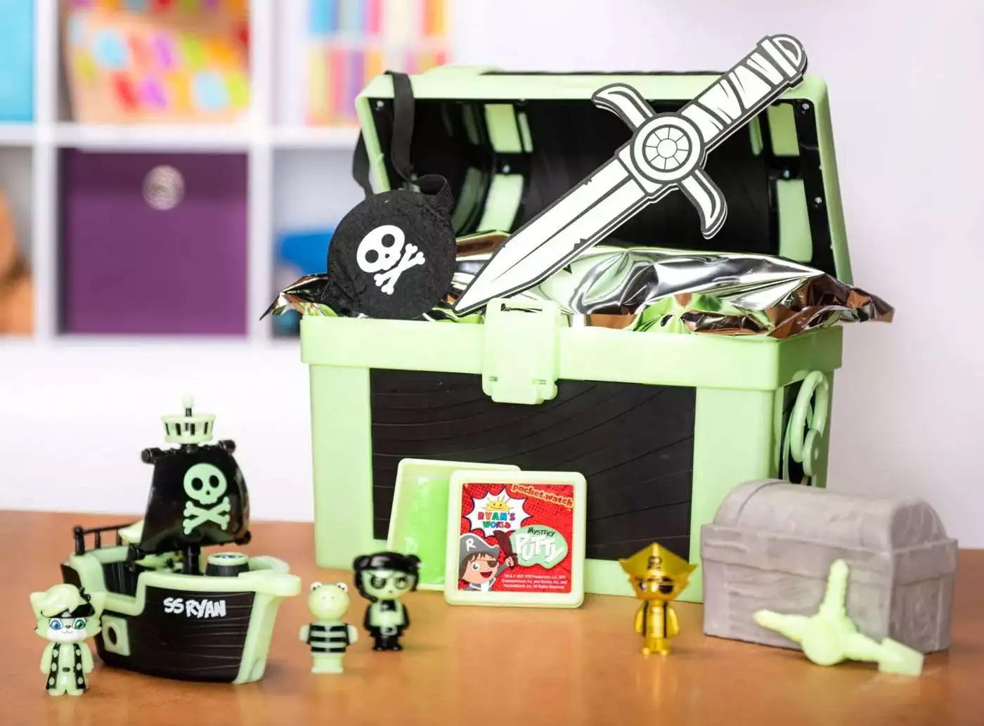 Ryans World Series 1 Capn Ryans Micro Mystery Ghost Chest Exclusive ...