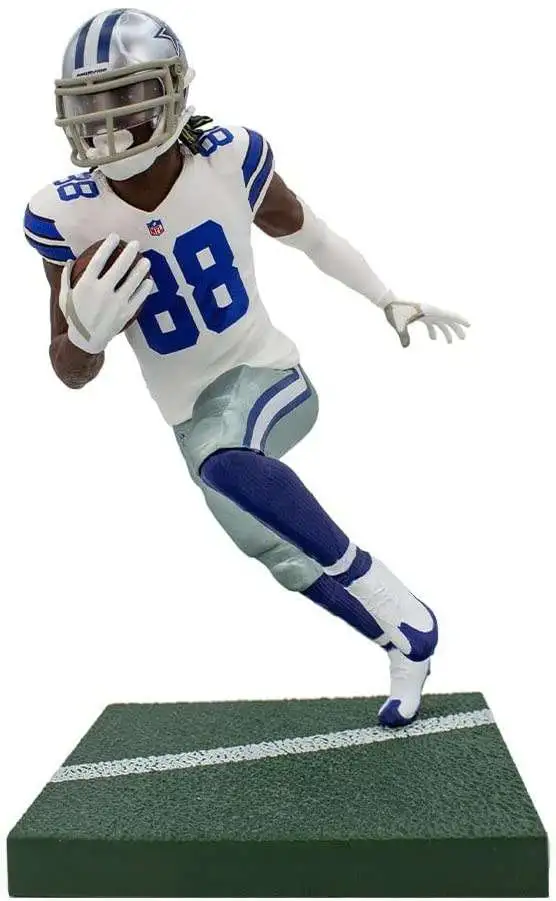 NFL Dallas Cowboys Football Ceedee Lamb Action Figure Blue Jersey, Chase  Version Imports Dragon - ToyWiz