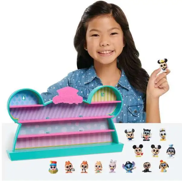 Disney Doorables Let's Go Cruise the World MEGA Peek Exclusive Playset  Display Case [35 Figures!]