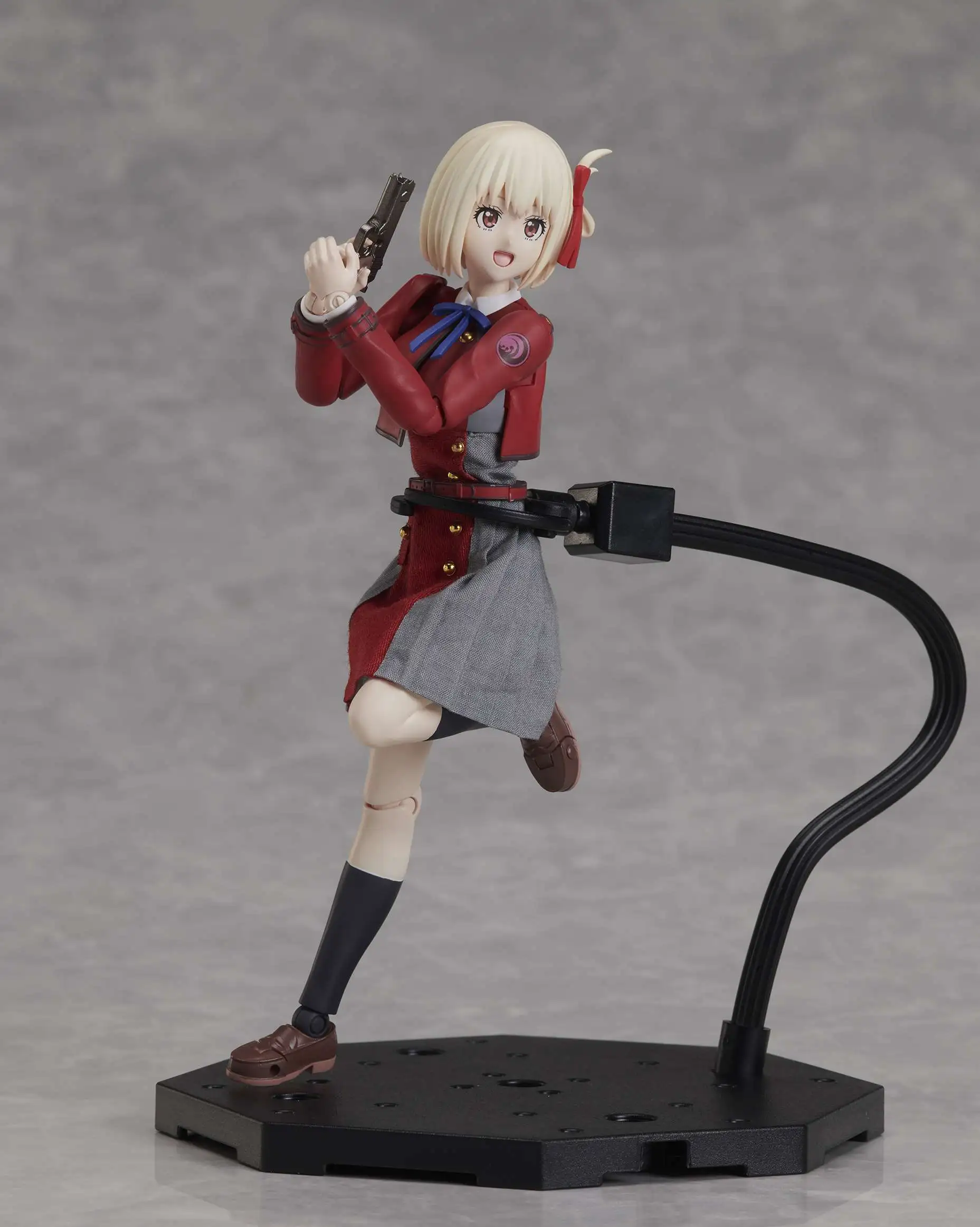 Lycoris Recoil Chisato Nishikigi 6 112 Scale Figure Aniplex