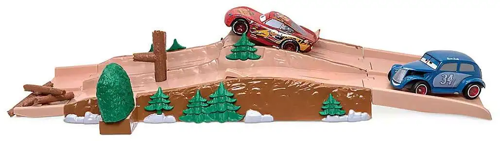 Disney / Pixar Cars Thomasville Mini Stunt Set Exclusive Playset