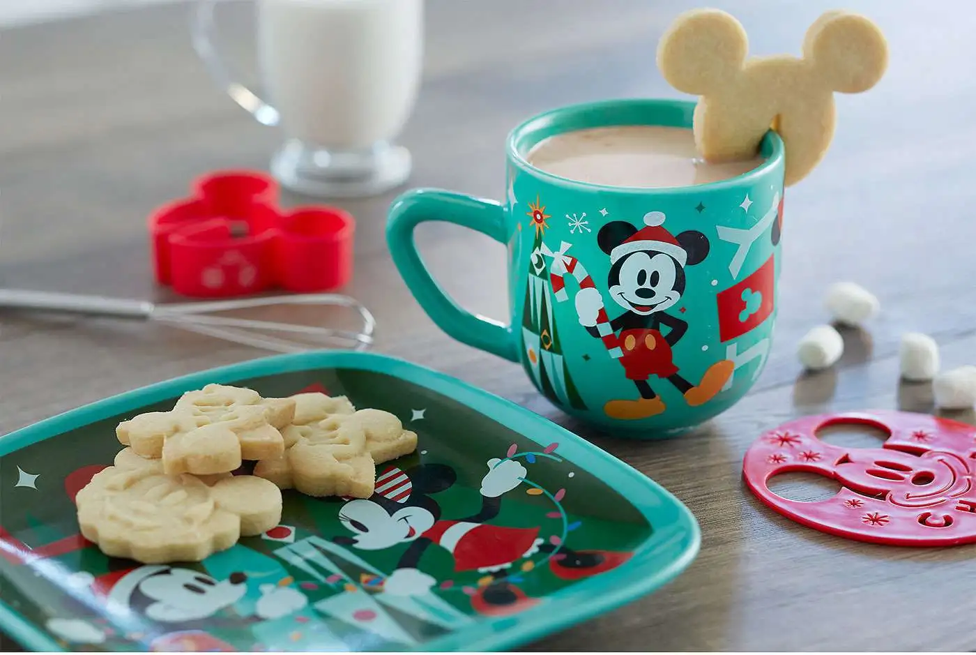 Mickey Mouse Cocoa Gift Set