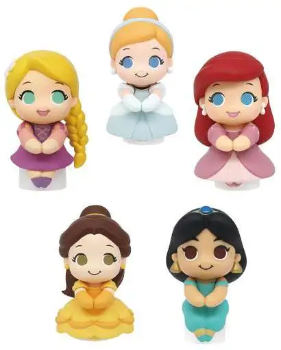 Disney Twinchees Princess Chokkori San Series 1 Princess Mystery Pack [1 RANDOM Figure] (Pre-Order ships October)