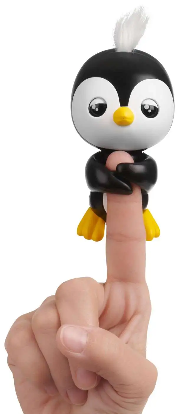 Fingerlings Baby Penguin Tux Figure WowWee - ToyWiz