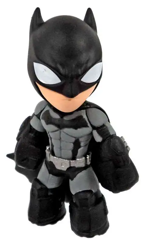 Funko DC Arkham Mystery Minis Batman 2.5-Inch 1/12 Mystery Minifigure [Arkham Origins Loose]