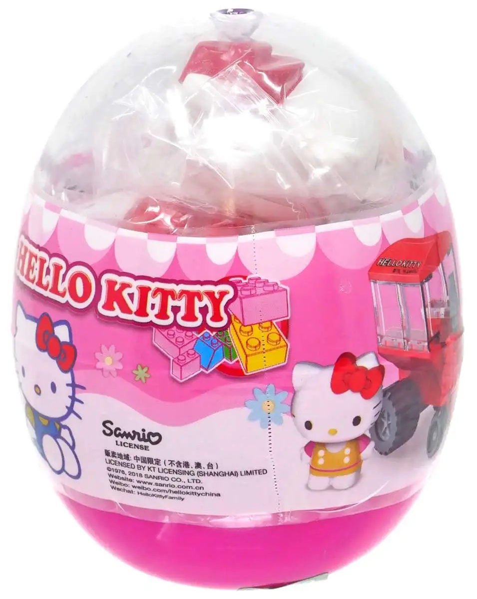 Hello Kitty Happy Farm Tractor Capsule Pack