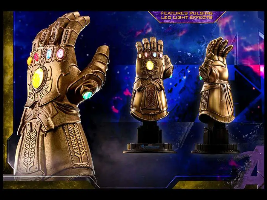 1:4 Thanos Infinity Gauntlet Hand Avengers War Replica Resin Action Figure Gifts 