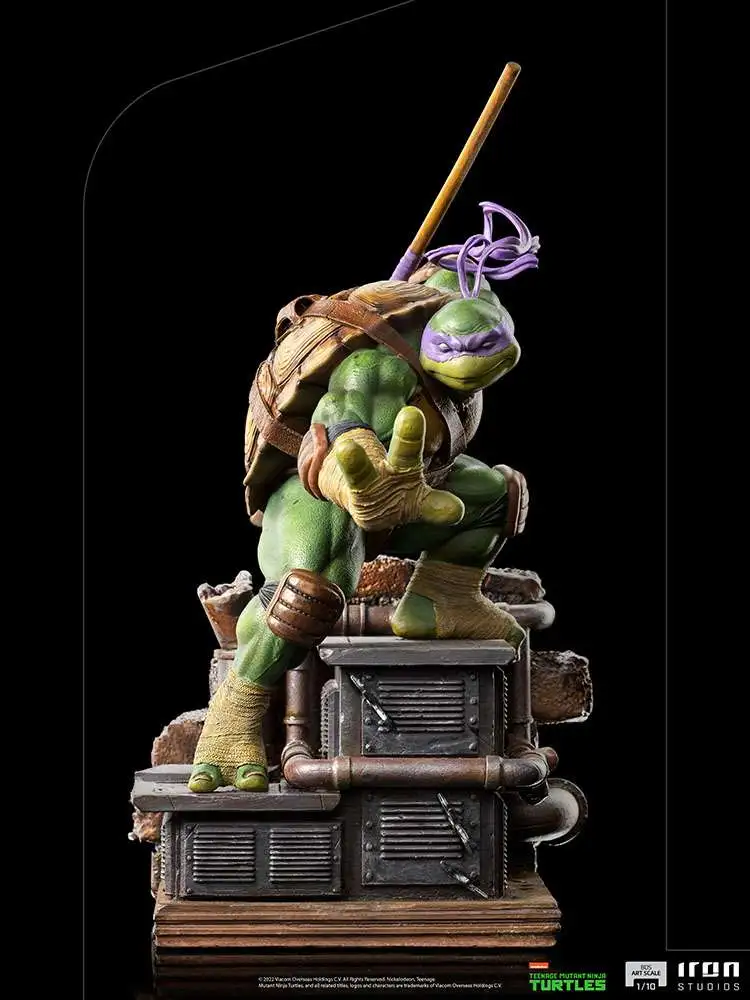 Teenage Mutant Ninja Turtles Donatello 9.8-Inch Battle Diorama Statue (Pre-Order ships June 2023)
