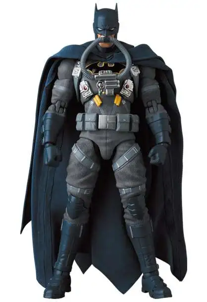 DC MAFEX Batman Action Figure [Hush, Stealth Jumper]