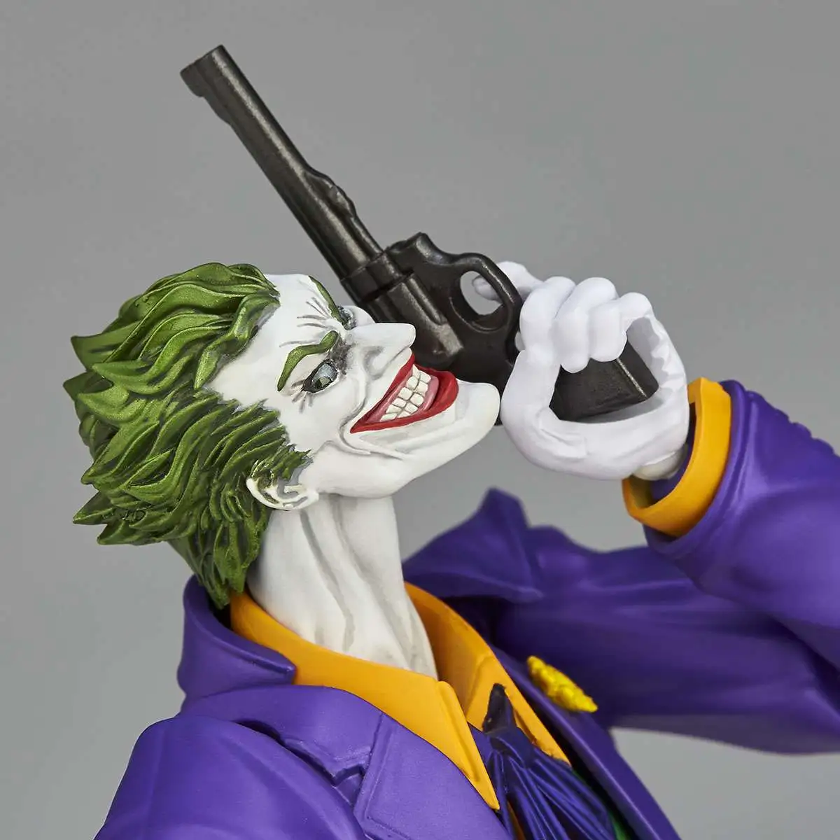 DC Amazing Yamaguchi Revoltech The Joker 6.5 Action Figure