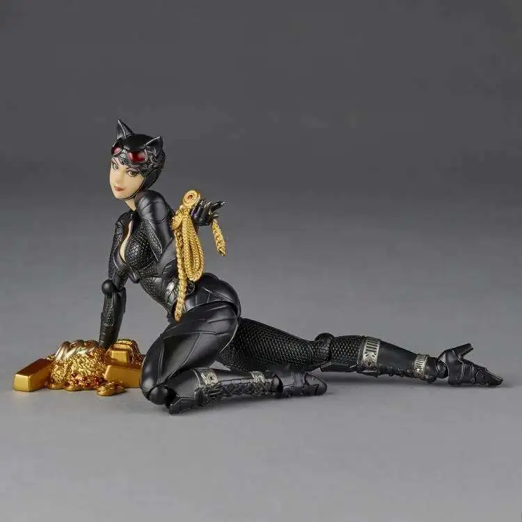 アメコミ REVOLTECH Amazing Yamaguchi CATWOMAN Revoltech Amazing Yamaguchi Catwoman Action Figure [with Bonus]