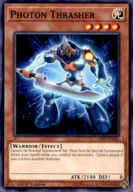 YuGiOh White Dragon Abyss Common Photon Thrasher LED3-EN041