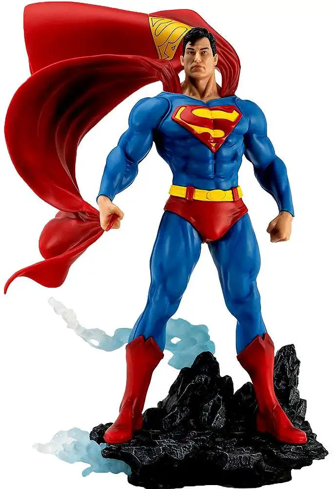 DC Heroes Superman Exclusive PVC Statue [Classic Version, Red & Blue]