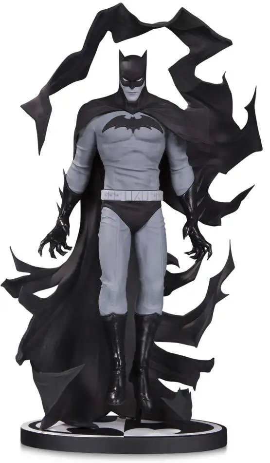 Black & White Batman Statue [Becky Cloonan]