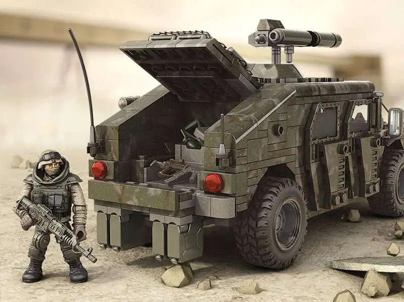 Mega Bloks Call of Duty Armored Vehicle Charge Set #31280 