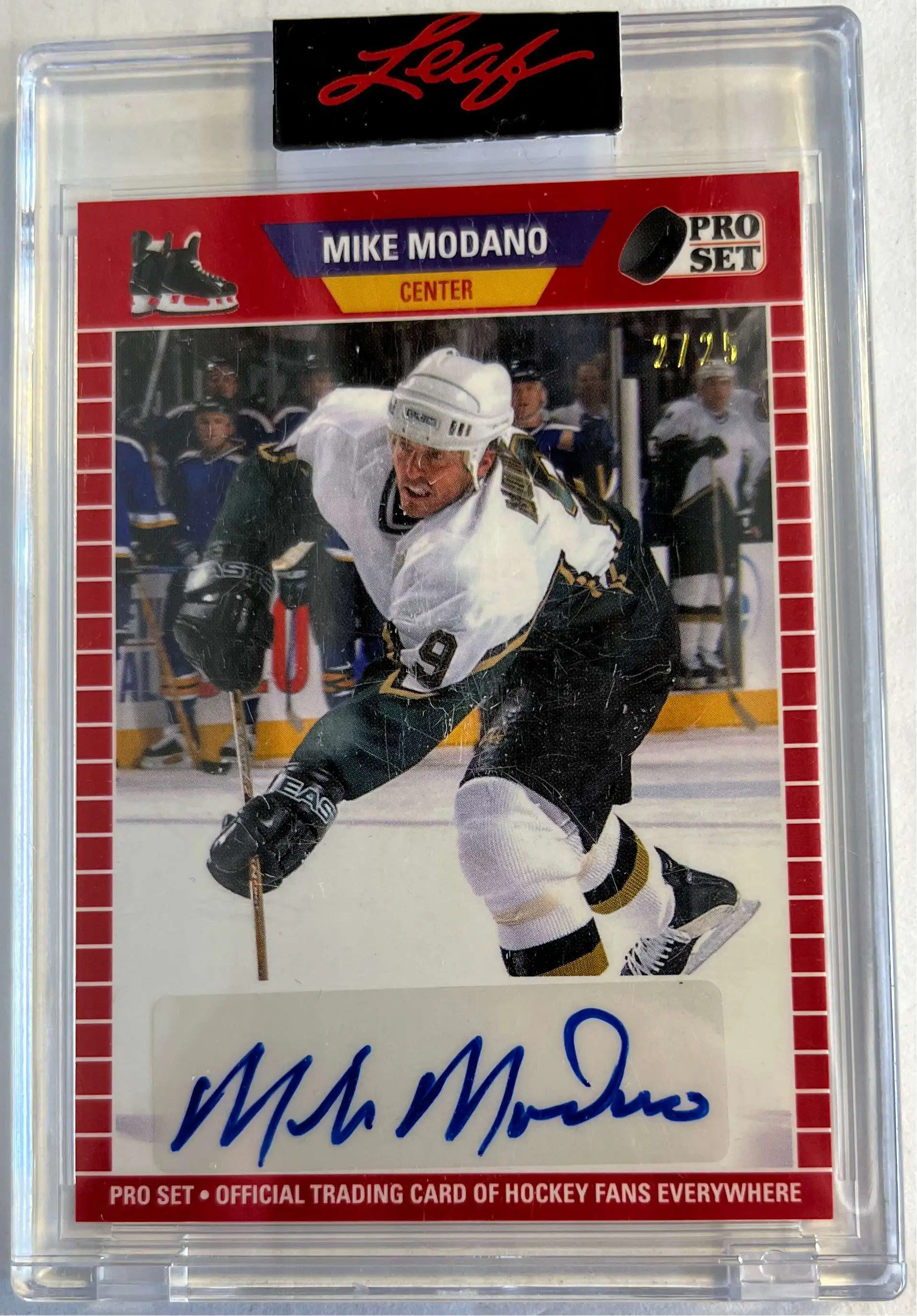 NHL 2021 Leaf Pro Set Mike Modano 2/25 Autographed Single Card A89-MM2 [Red]