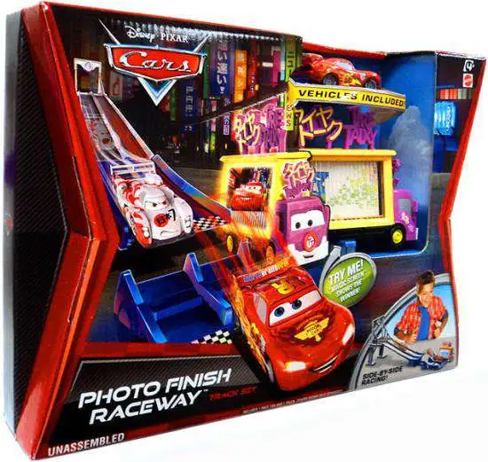 Disney Pixar Raceway Track Set 激レア s-l400.jpg