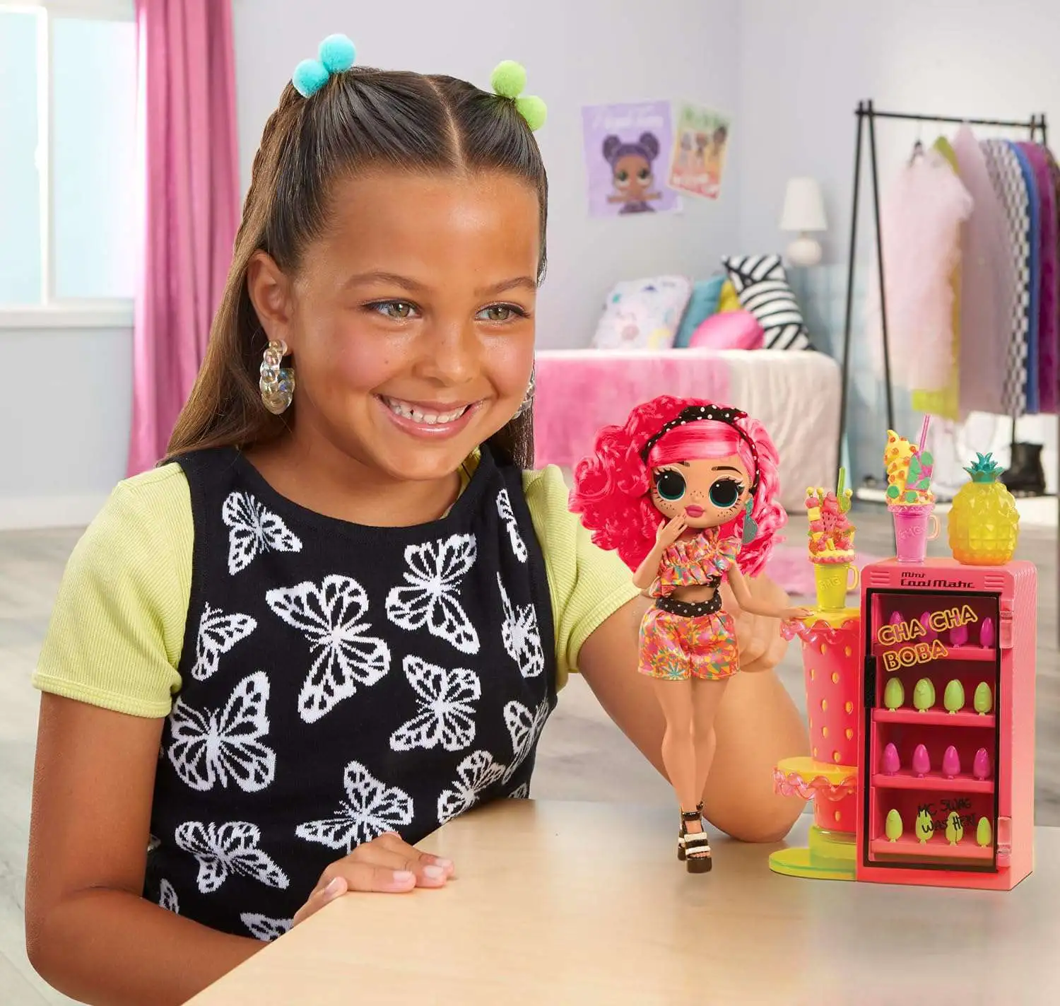 LOL Surprise Sweet Nails OMG Pinky Pops Fruit Shop Doll Playset 15 Surprises MGA Entertainment ...