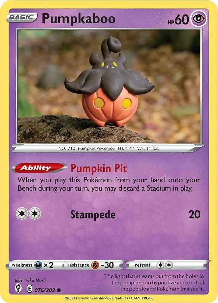 You can tell which size Pumpkaboo you're catching by comparing it to a ball  : r/TheSilphRoad