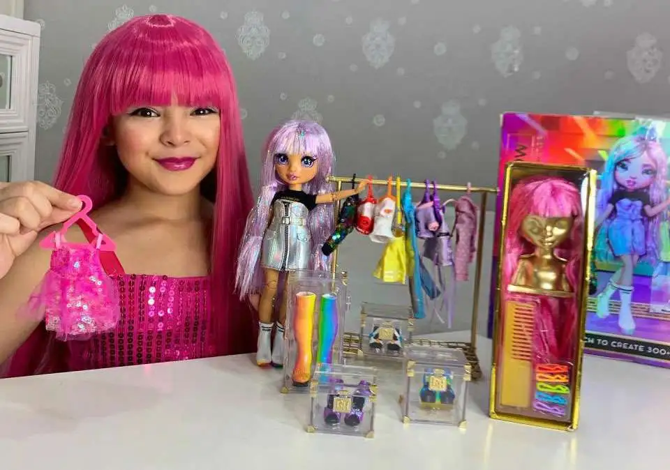 Rainbow High Fashion Studio with Doll
