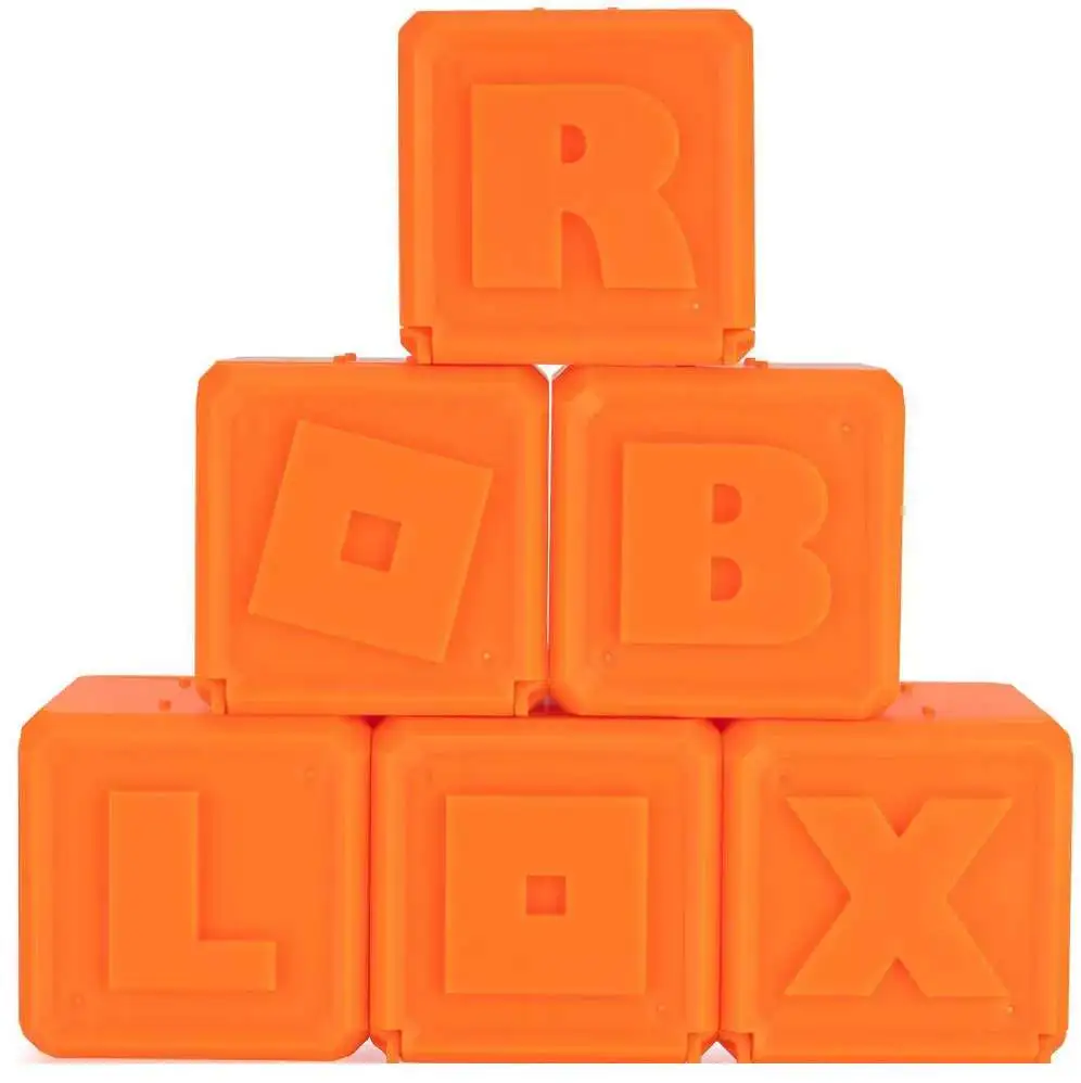  Roblox Celebrity Collection - Series 8 Mystery Figure 6 Pack  [Includes 6 Exclsuive Virtual Items] : Everything Else