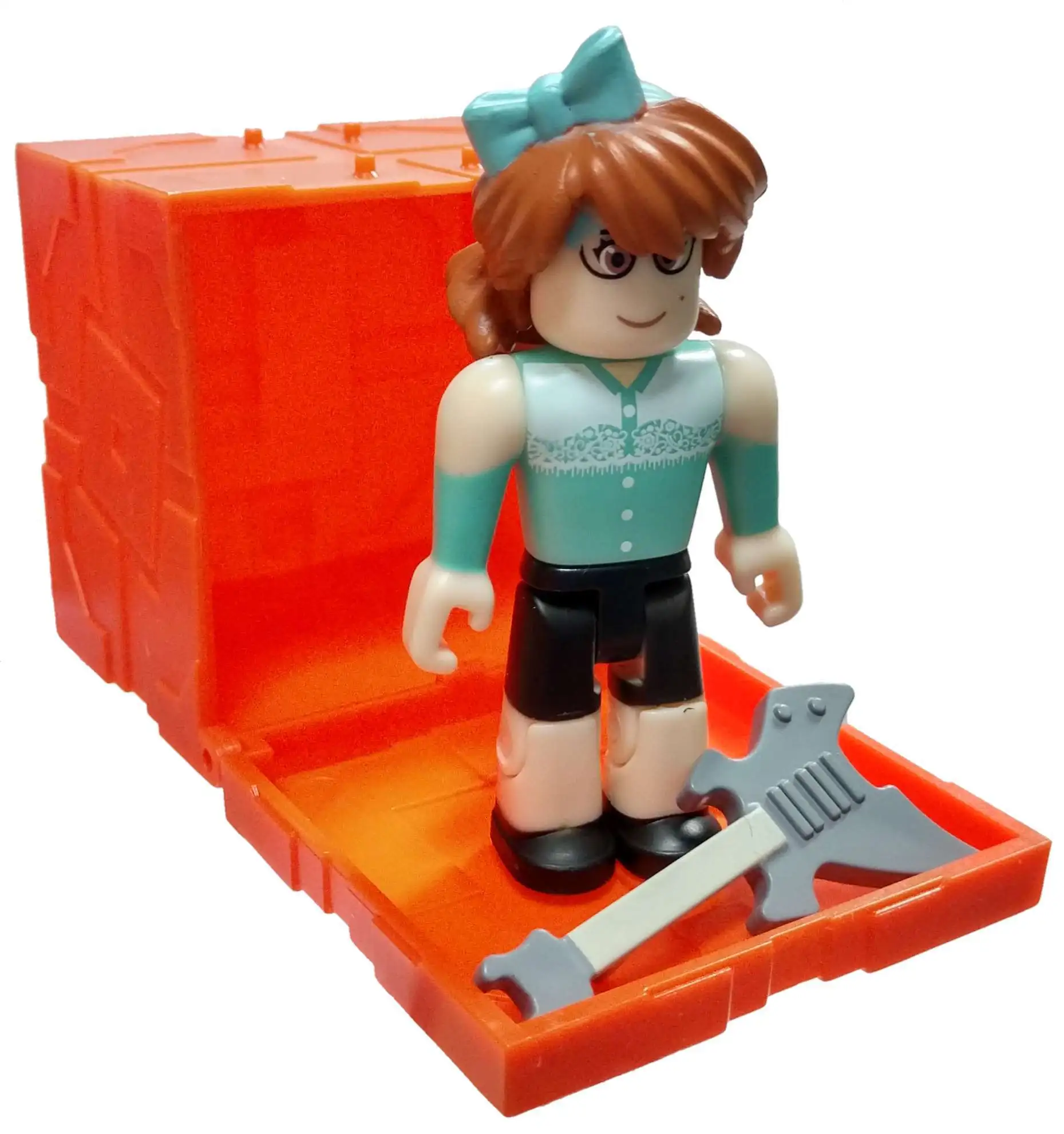 Roblox Series 6 RoBeats: Roxie 3-Inch Mini Figure [with Orange Cube and Online Code Loose]